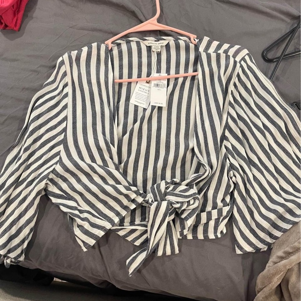 American Eagle Shirt